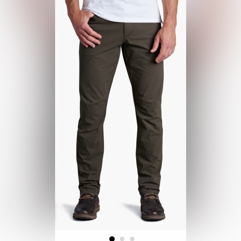 Kuhl Revolvr Rogue khaki pants size 32/32